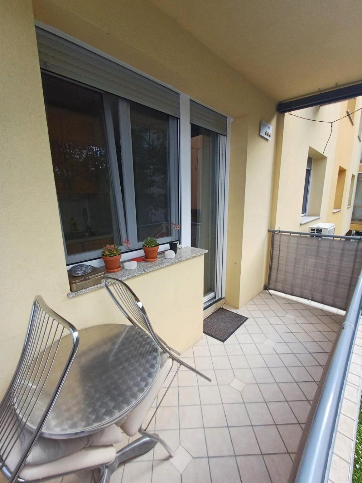 Apartment Nakit Kanal Exteriör bild
